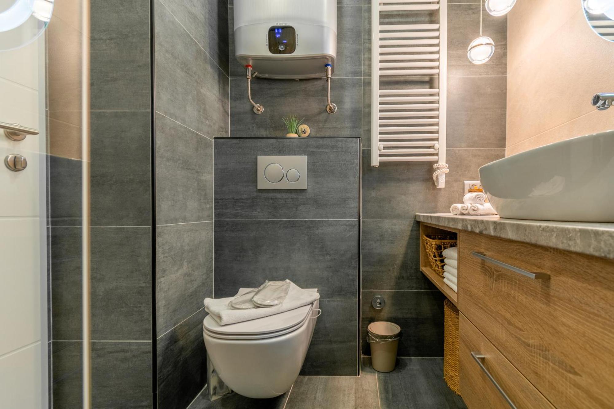 Apartment Maja Superior Makarska Ngoại thất bức ảnh